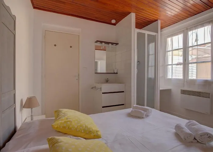 Maisonnette De L'aiguillon 아파트